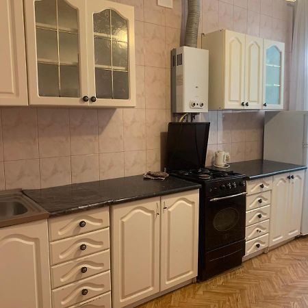 Ferienwohnung Цум Пассаж Яворницького 55 Dnipro Exterior foto