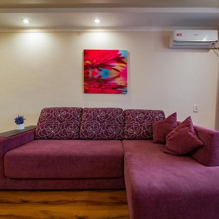 Ferienwohnung Цум Пассаж Яворницького 55 Dnipro Exterior foto