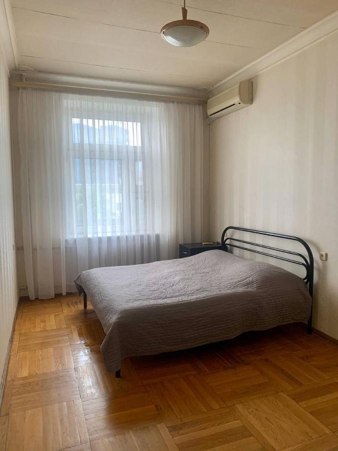 Ferienwohnung Цум Пассаж Яворницького 55 Dnipro Exterior foto