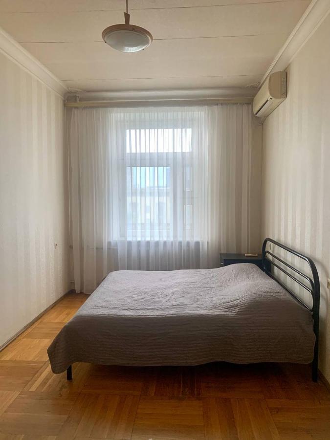 Ferienwohnung Цум Пассаж Яворницького 55 Dnipro Exterior foto