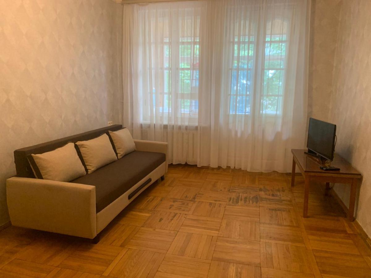 Ferienwohnung Цум Пассаж Яворницького 55 Dnipro Exterior foto